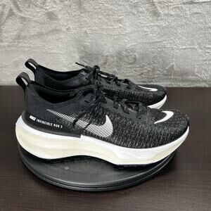 Nike ZoomX Invincible Run 3 Womens Size 8 Black White Lace Up Running Shoes
